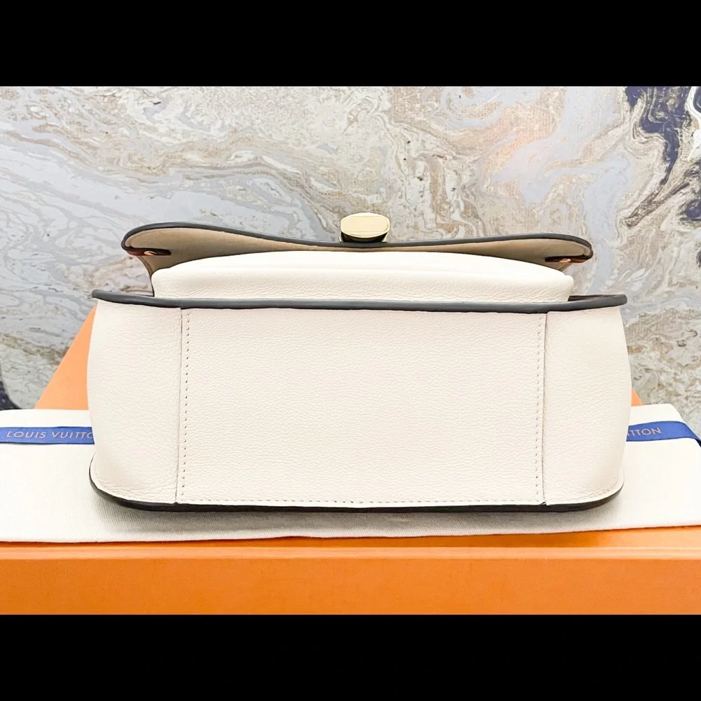 Louis Vuitton Monogram Vaugirard Creme Shoulder Strap Crossbody Bag - Picture 5 of 15